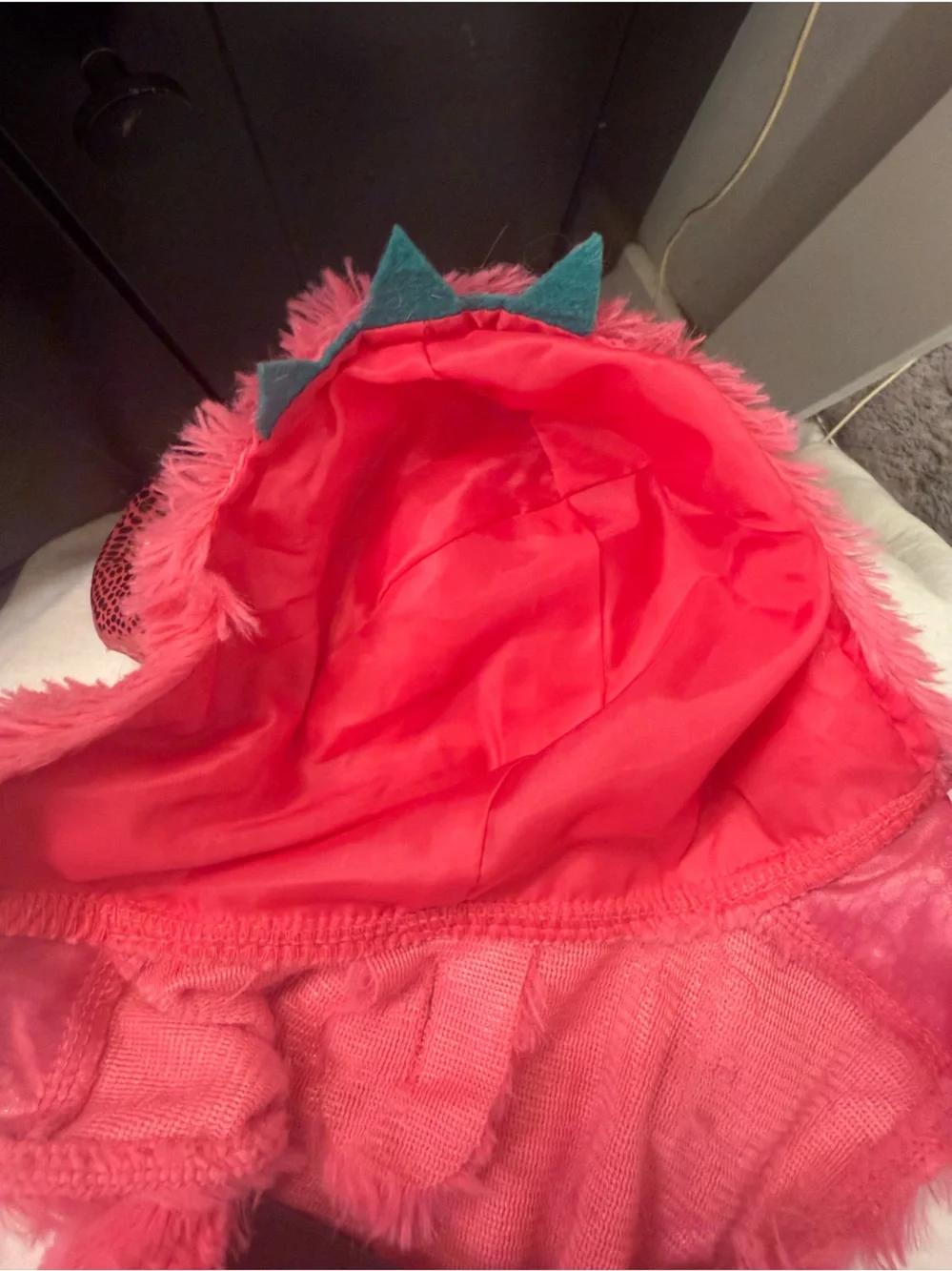 N/A pink furry